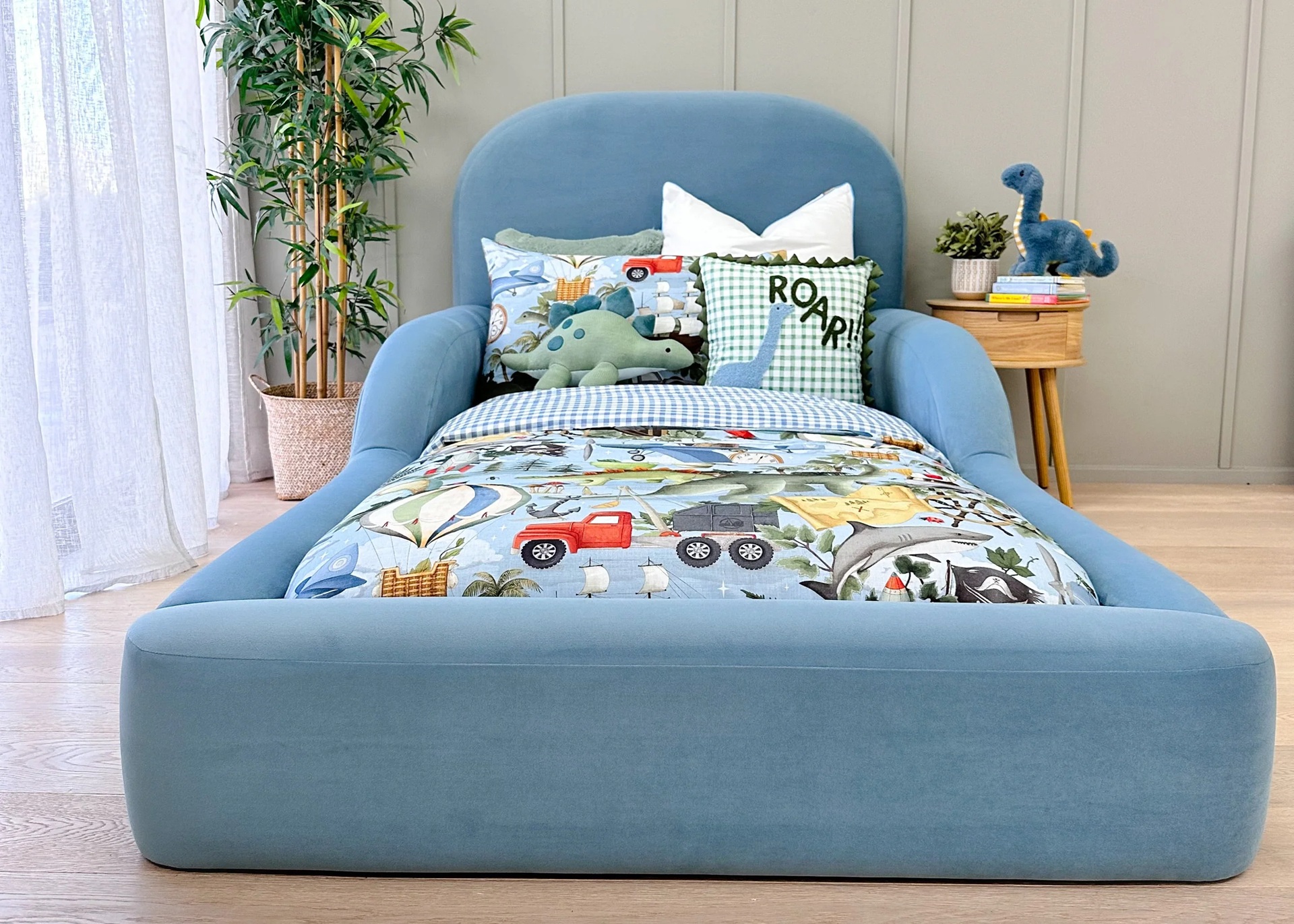 Pu7pl3 Designs Camille Upholstered Kids Bed - Image 6